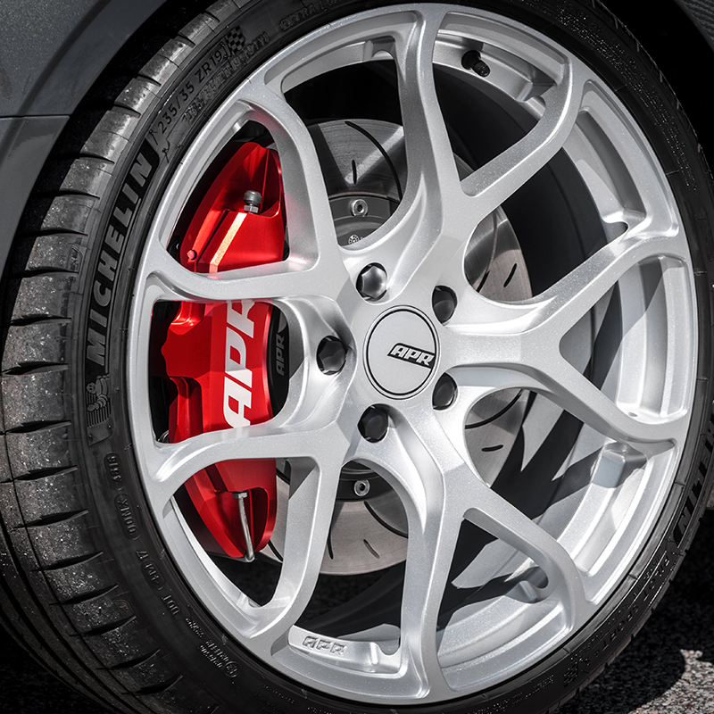 APR 刹车盘 - 350X34MM 2 件 6 活塞套件 - 前 - 红色 - (MQB 340MM)     BRK00003