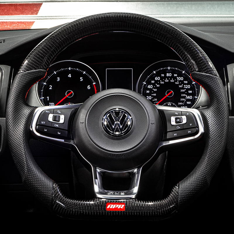 APR碳纤维方向盘-MK7 GTI/GLI 红色 (不带拨片)    MS100205